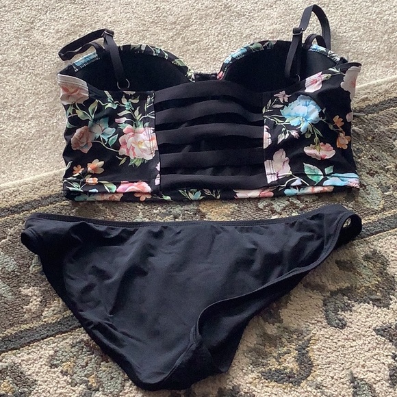 Kenneth Cole Reaction bikini top size L black floral bottom L Mossimo bl… - Picture 6 of 12